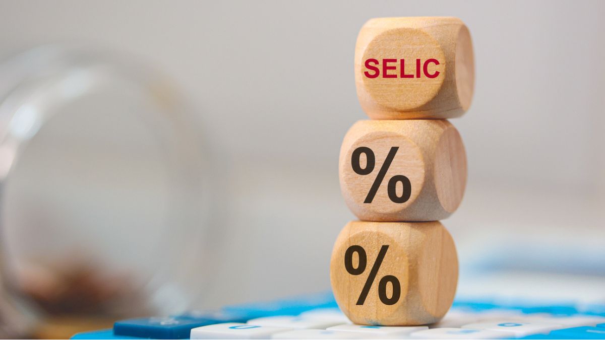 Mercado Revê Expectativas: Selic Dispara e Juros Futuros Sobem