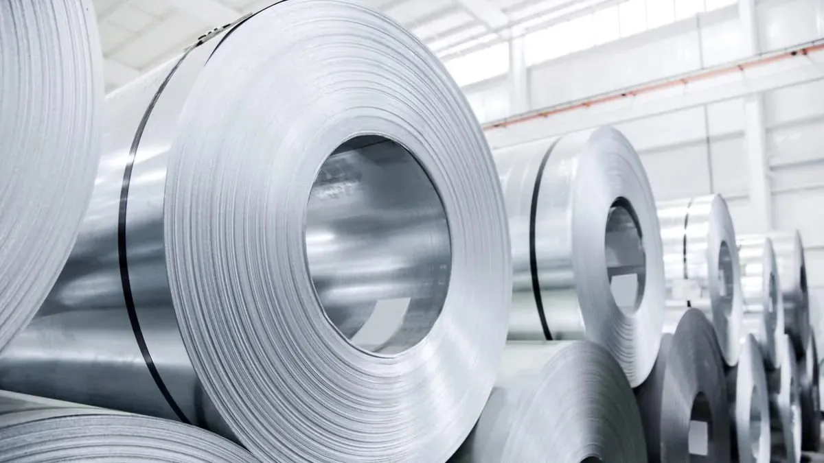 Alumínio atinge valor recorde impulsionado por demanda global