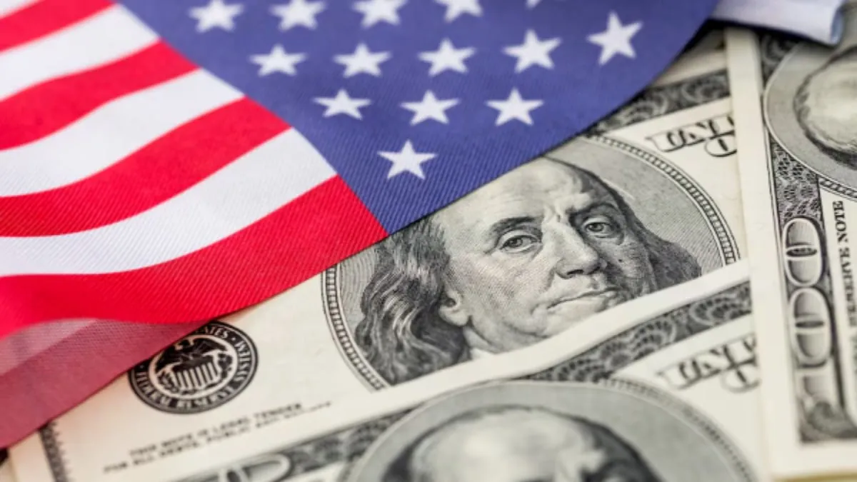 Dólar Despenca: Mínima em 4 Anos Aumenta Incertezas Globais